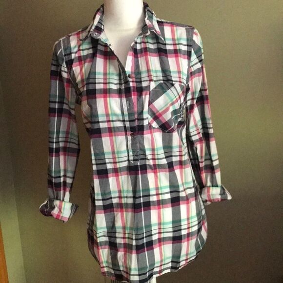 Summer Plaid Button Down!  - Picture 1 of 5